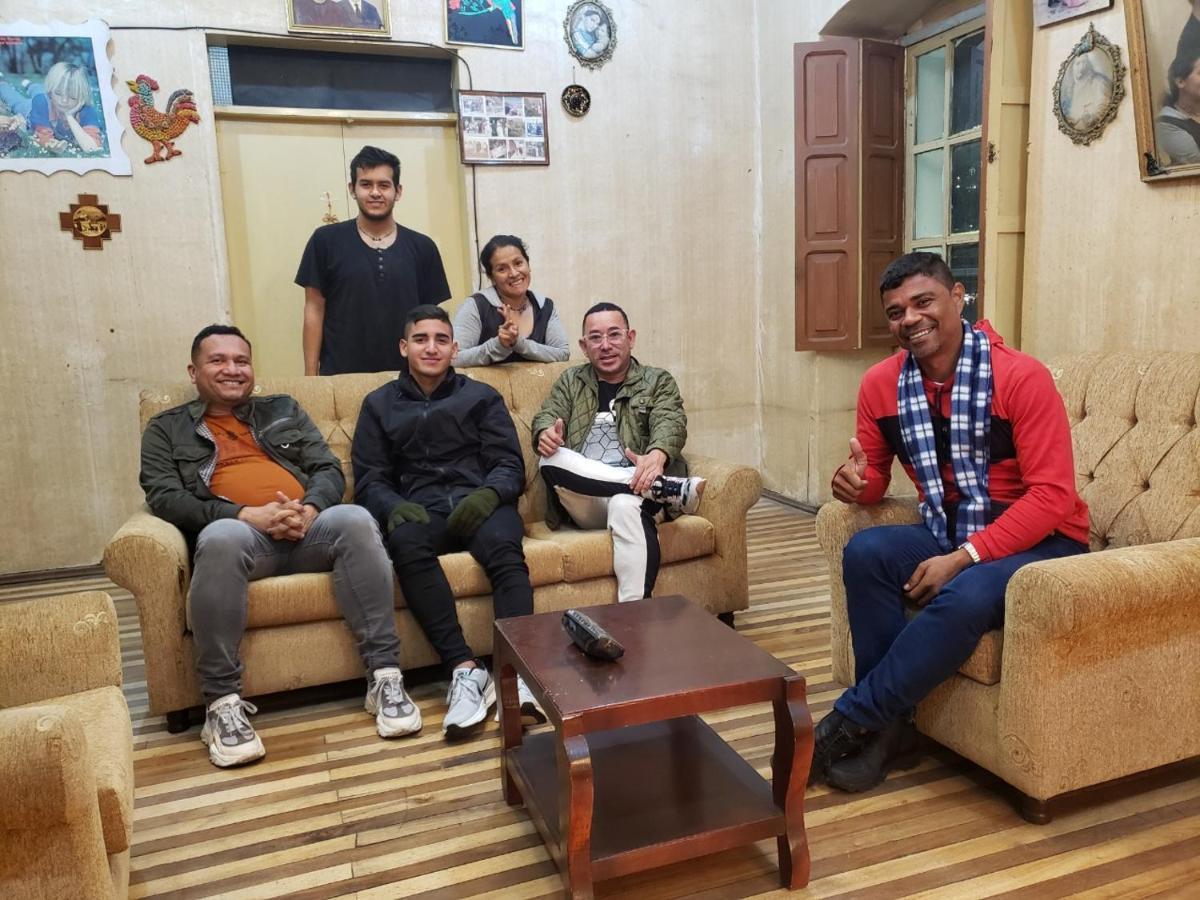 キトCasa Vieja Del Centro Historicoアパートメント エクステリア 写真